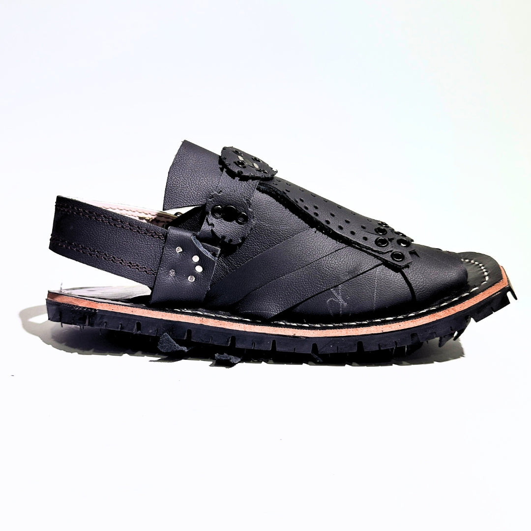 Handmade Balochi Leather Chawat – Marri Tribal Design (Men’s Traditional Wear) marri cut black